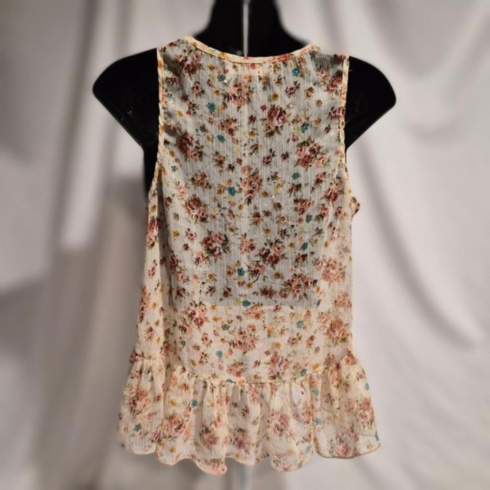 Iris Basic Floral Ruffle Peplum Tank Top Cream Button Front Lace Trim IT1954 M - Picture 3 of 7